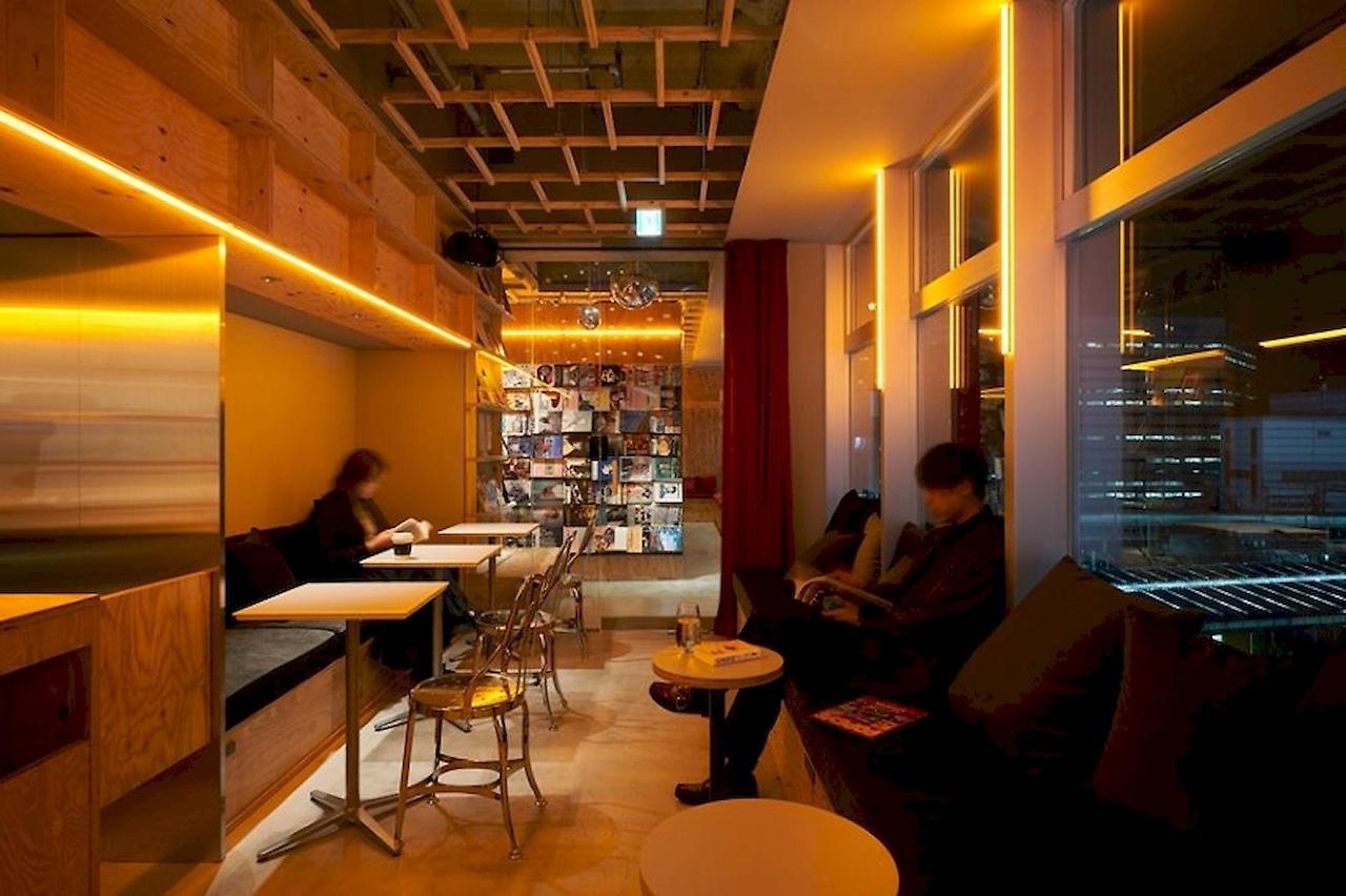 Хостел Book And Bed Tokyo Shinjuku Екстер'єр фото